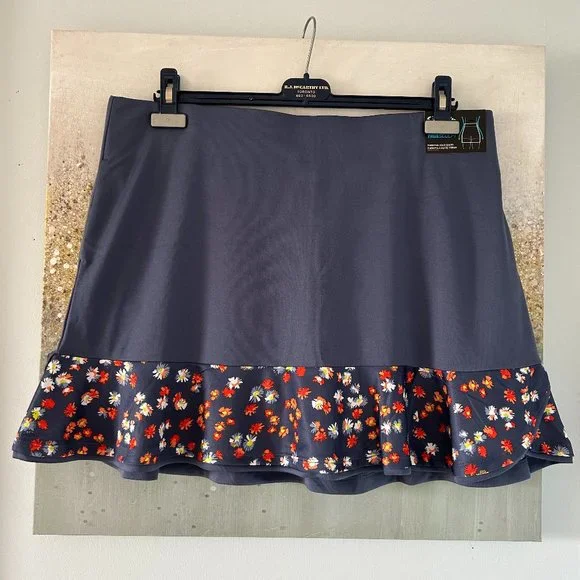Callaway TrueSculpt Floral Block Flounce Hem Golf Skort (NWT) - Picture 4 of 15